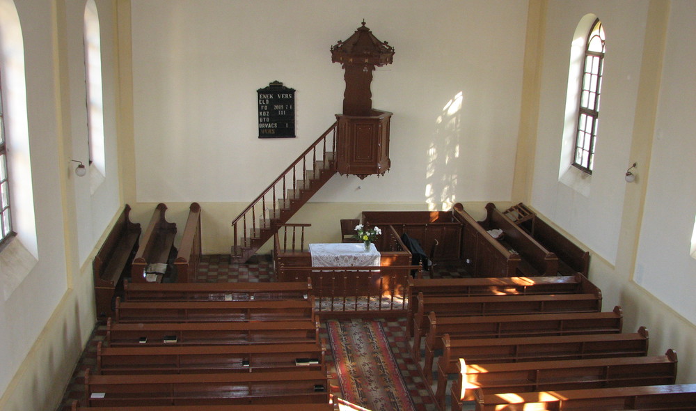 Reformerte kirker skiller sig ud ved at have en simpel indretning